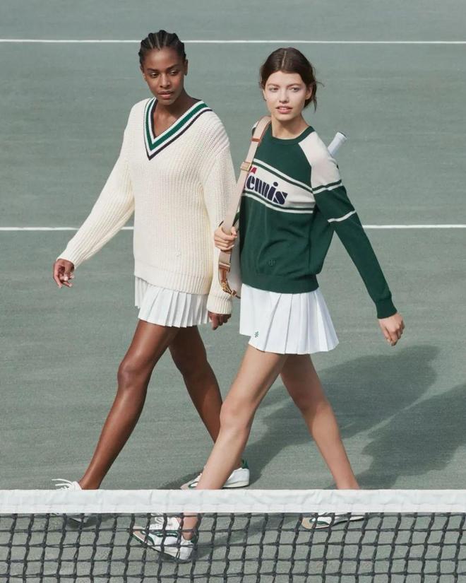 展现出了令 展现出了令