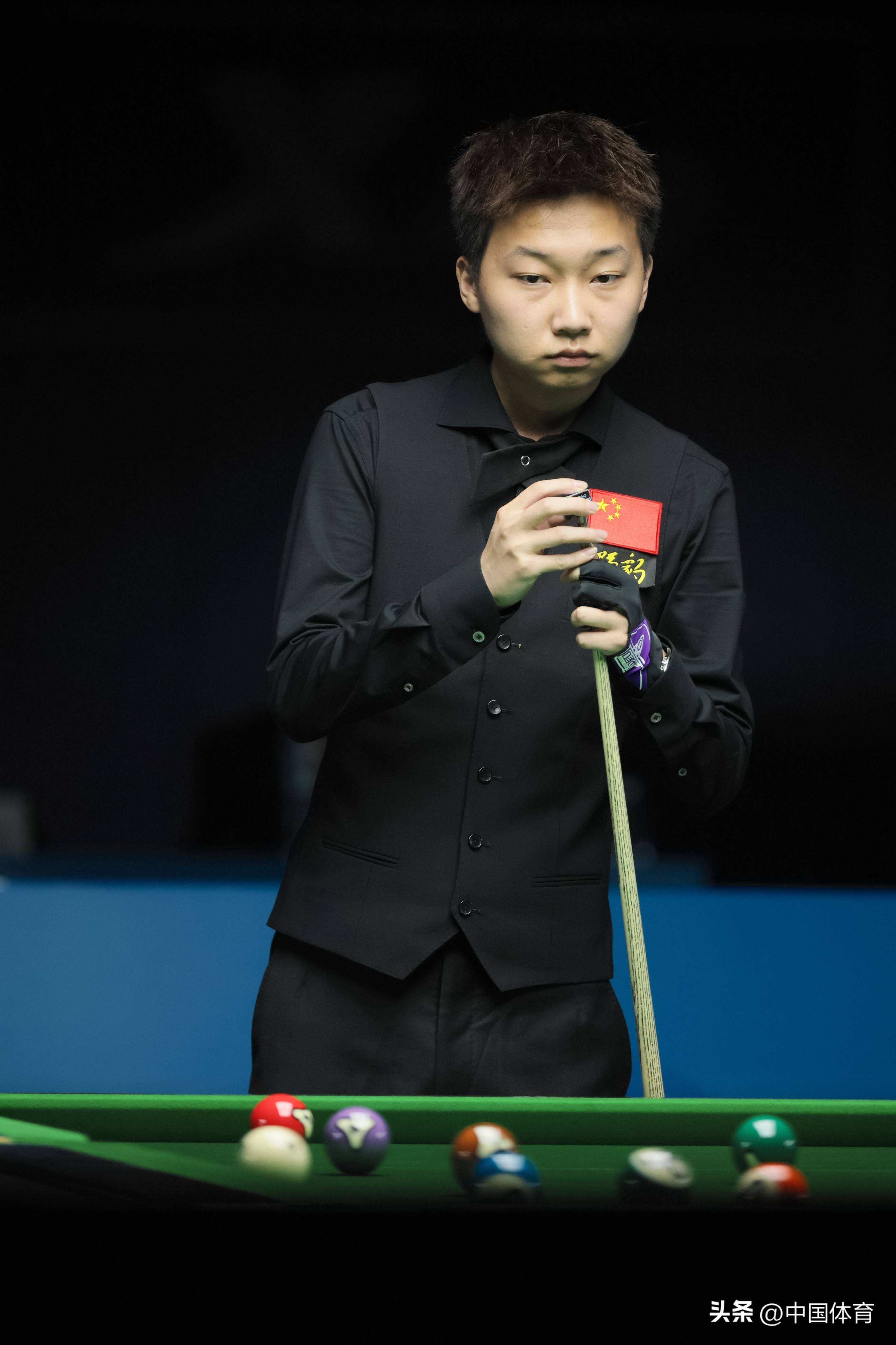 越来越受到 越来越受到