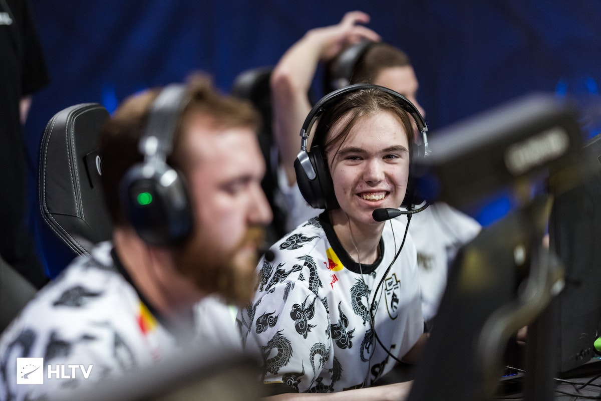 一直以来都 一直以来都