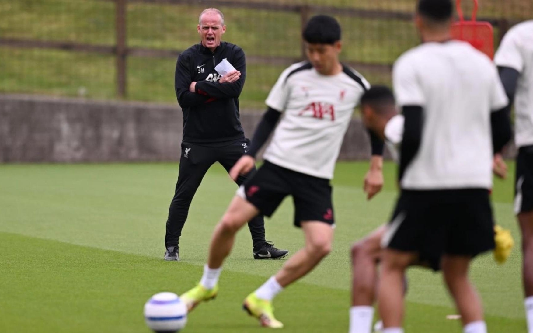 前线硬汉 前线硬汉